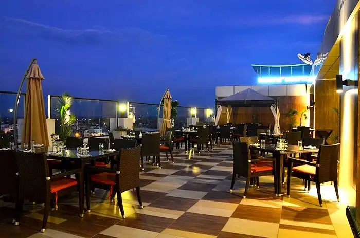 Top 10 Fancy Restaurants in Lucknow for a Perfect Date Night